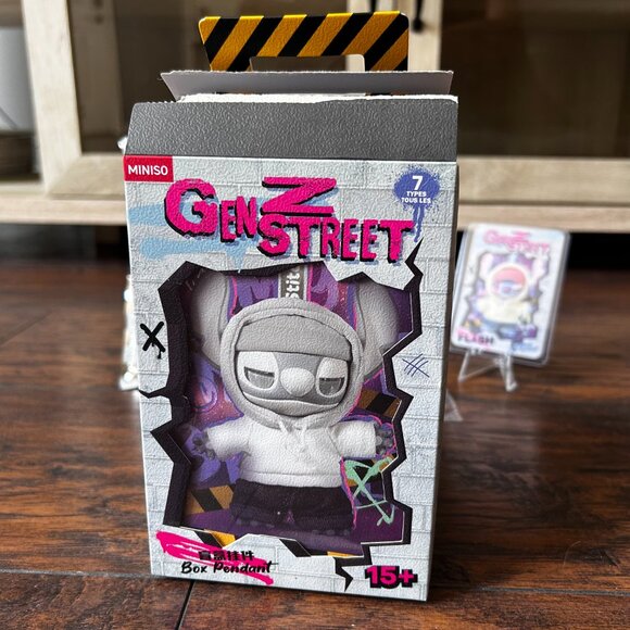 FLASH- Gen Z Stitch- Disney Miniso AUTHENTIC - Picture 3 of 8